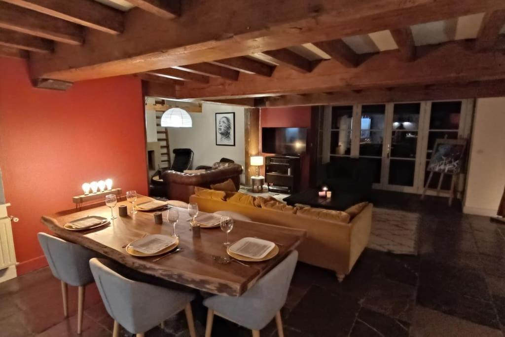 Ferme De Caractere Avec Piscine Et Cheminee Villa Sainghin-en-Mélantois Exterior photo