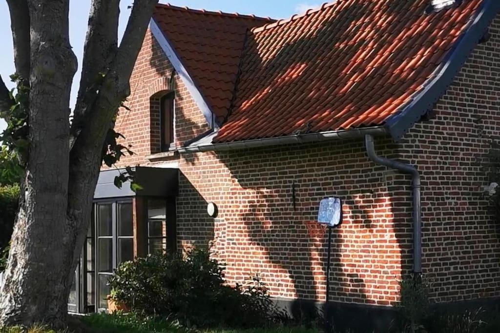 Ferme De Caractere Avec Piscine Et Cheminee Villa Sainghin-en-Mélantois Exterior photo